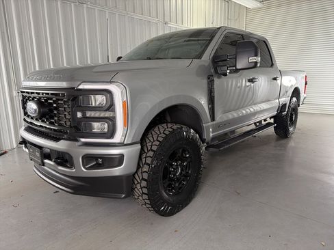 Used 2024 Ford F250 XL w/ STX Appearance Package image 3