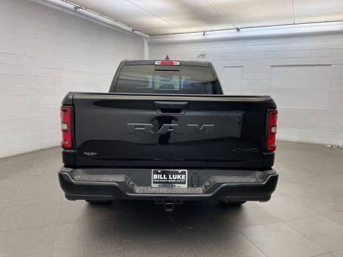 New 2026 RAM 1500 Express image 4