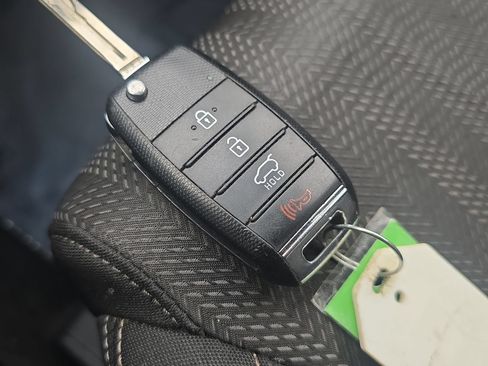 Used 2020 Kia Sportage LX FWD image 34