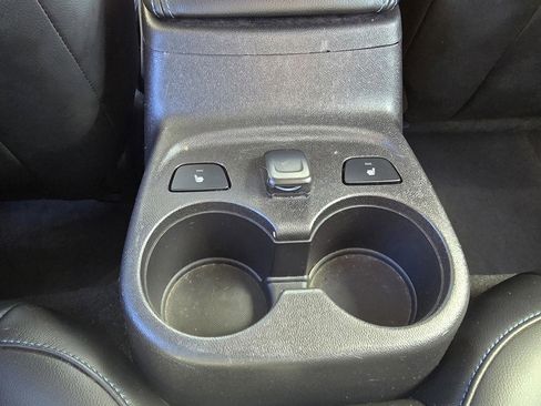 Used 2017 Chevrolet Volt Premier w/ Driver Confidence Package image 15