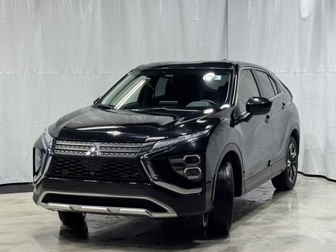 Used 2024 Mitsubishi Eclipse Cross AWD image 3