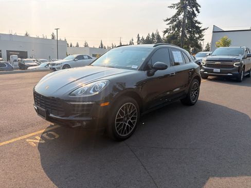 Used 2016 Porsche Macan S AWD/4WD image 2