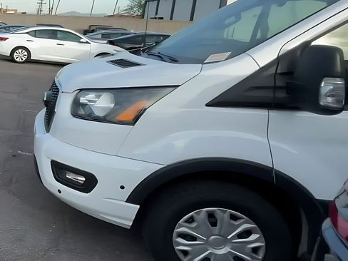 Used 2025 Hyundai Santa Fe SEL FWD image 12