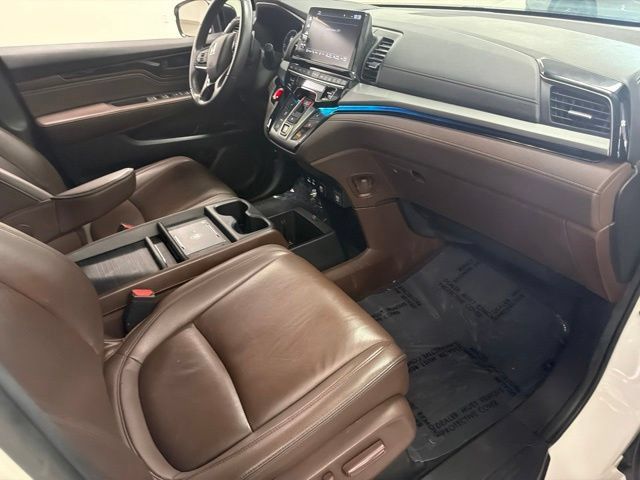 Used 2025 Honda Odyssey Touring image 10