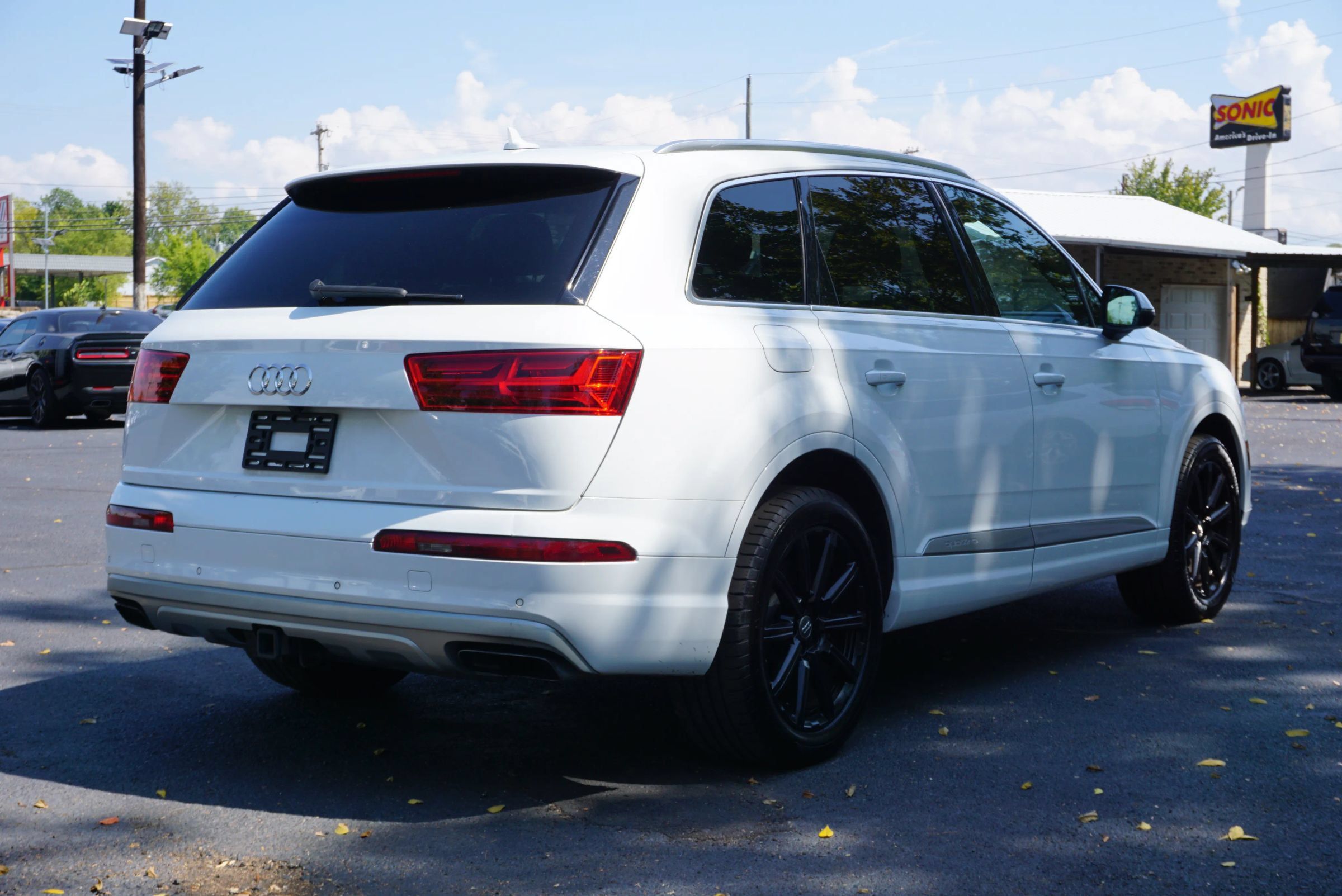 Used 2017 Audi Q7 3.0T Premium Plus AWD/4WD image 5
