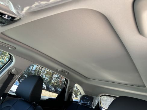 New 2026 Kia Sorento SX image 18