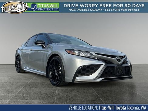 Used 2022 Toyota Camry XSE w/ Navigation Package FWD image 1