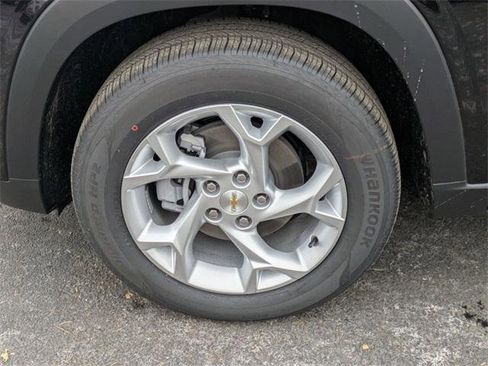 New 2026 Chevrolet Trax LS w/ LS Convenience Package image 28