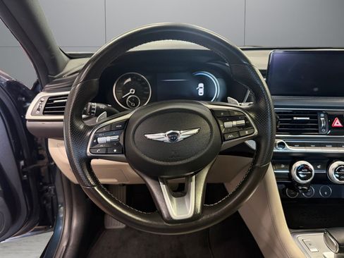 Used 2022 Genesis G70 2.0T w/ Prestige Package RWD image 13