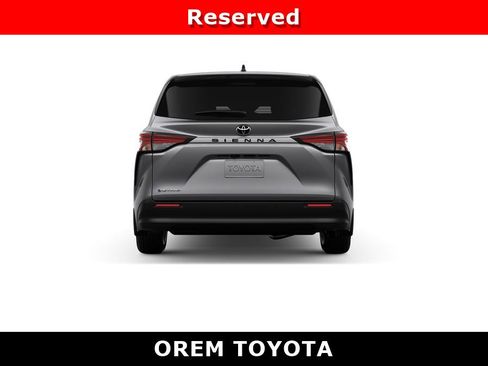 New 2026 Toyota Sienna LE AWD/4WD image 5