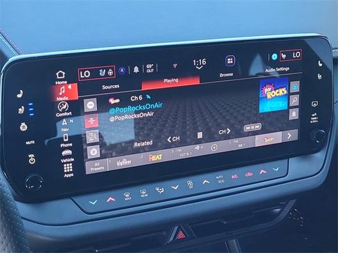 Used 2025 Dodge Charger R/T w/ Plus Group image 13