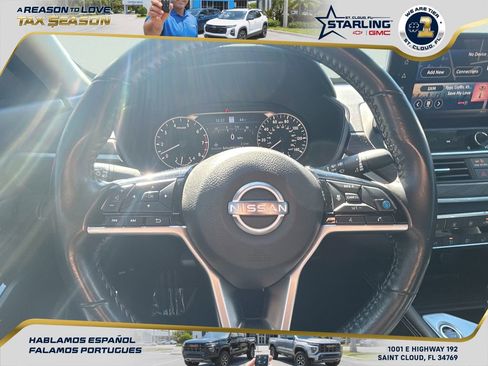 Used 2023 Nissan Altima 2.5 SV w/ SV Premium Package image 13