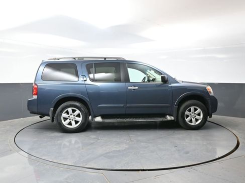 Used 2014 Nissan Armada SV AWD/4WD image 2