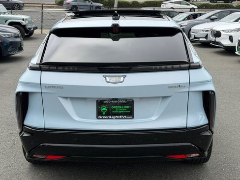 Used 2024 Cadillac Lyriq Sport w/ LPO, Floor Liner Package AWD/4WD image 6