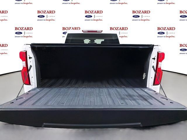 Used 2024 Chevrolet Silverado 1500 RST AWD/4WD image 31