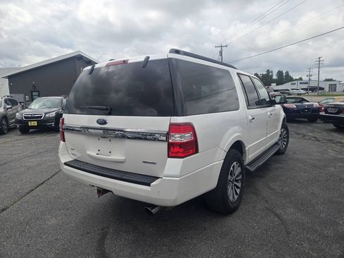 Used 2017 Ford Expedition EL XLT w/ Equipment Group 202A AWD/4WD image 6