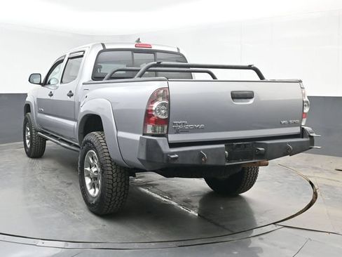 Used 2015 Toyota Tacoma 4x4 Double Cab w/ SR5 Package image 7
