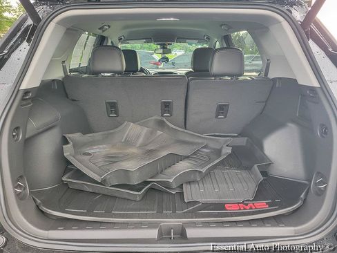 Certified 2023 GMC Terrain SLT w/ LPO, Floor Liner Package FWD image 23