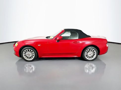 Used 2019 FIAT 124 Spider Classica image 4