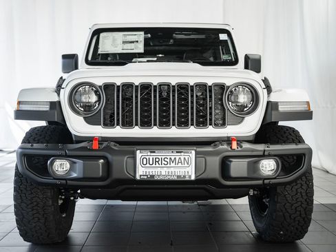 New 2025 Jeep Wrangler Unlimited Rubicon w/ Steel Bumper Group image 2