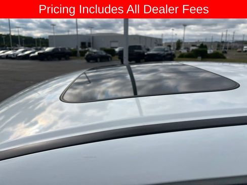 Used 2017 Honda Accord Touring image 6