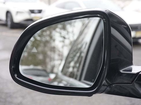 Used 2022 BMW X5 xDrive40i w/ Premium Package image 45