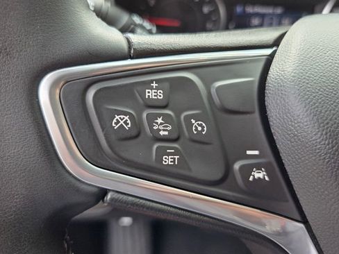 Used 2023 Chevrolet Equinox LT image 33