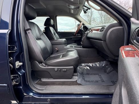 Used 2011 Chevrolet Silverado 2500 LTZ w/ Snow Plow Prep Package image 9