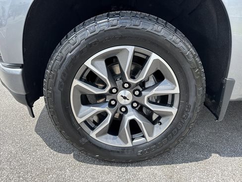 Used 2019 Chevrolet Silverado 1500 RST w/ All-Star Edition AWD/4WD image 13