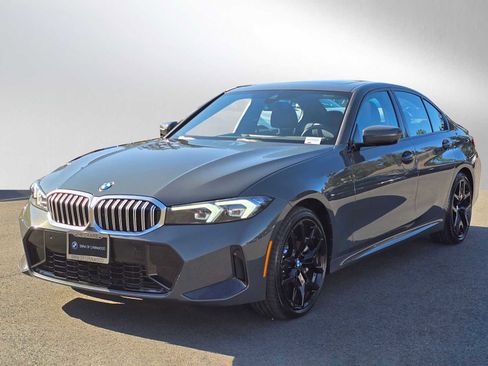Used 2026 BMW 330i xDrive Sedan w/ M Sport Package AWD/4WD image 7