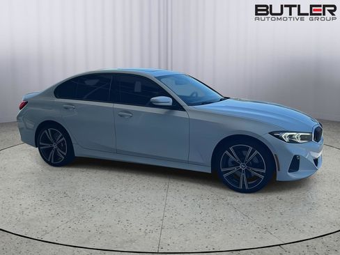 Certified 2023 BMW 330i xDrive Sedan w/ Premium Package AWD/4WD image 7