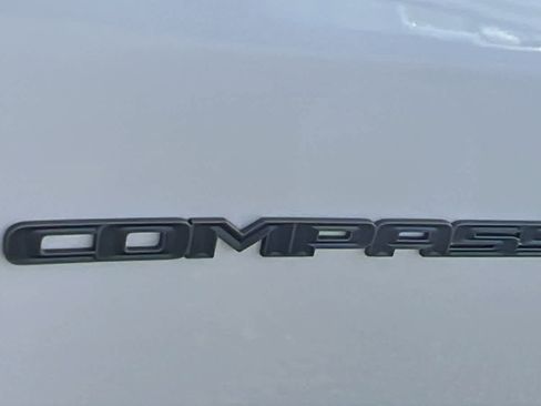 New 2026 Jeep Compass Limited image 28