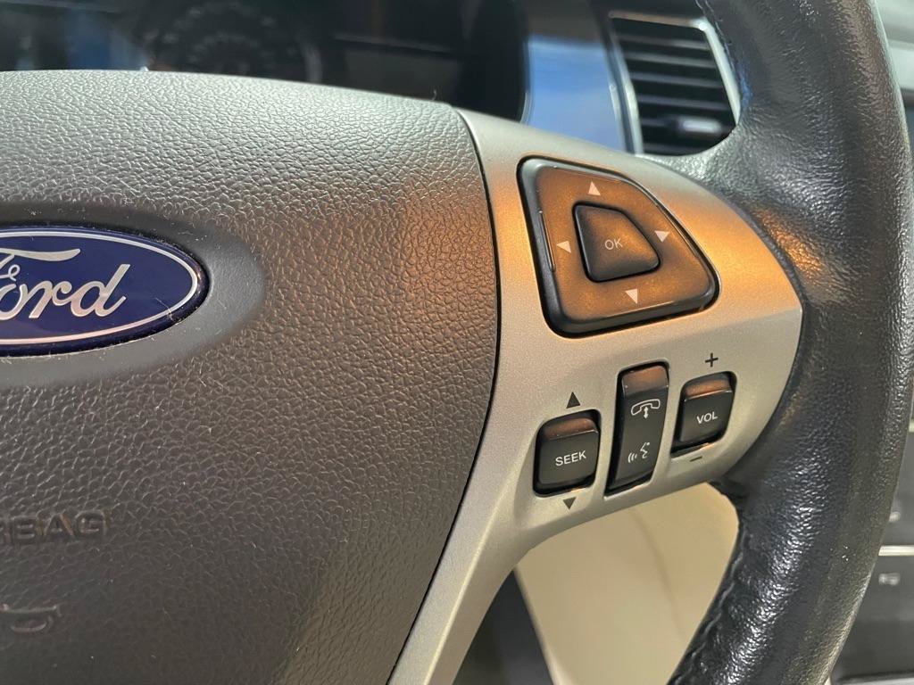 Used 2014 Ford Taurus SEL w/ Equipment Group 201A FWD image 28