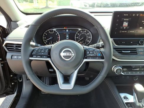 New 2025 Nissan Altima 2.5 SV w/ SV Premium Package image 11