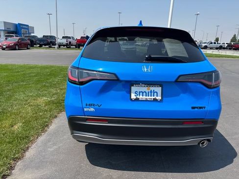 Certified 2026 Honda HR-V Sport image 4