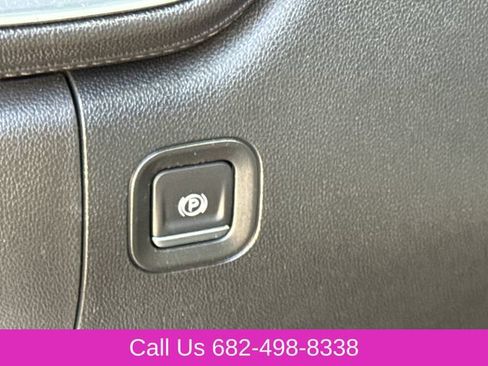 Used 2020 Chevrolet Silverado 1500 LT w/ Texas Edition AWD/4WD image 22