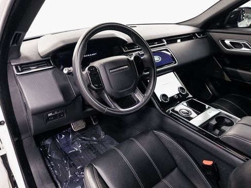 Used 2019 Land Rover Range Rover Velar R-Dynamic SE image 9