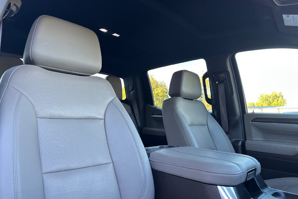 Used 2024 Chevrolet Silverado 1500 LTZ w/ LTZ Convenience Package II AWD/4WD image 21
