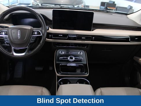 Used 2021 Lincoln Nautilus Reserve w/ Cargo Utility Package FWD image 8