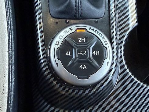 Used 2021 Ford Bronco Wildtrak image 21