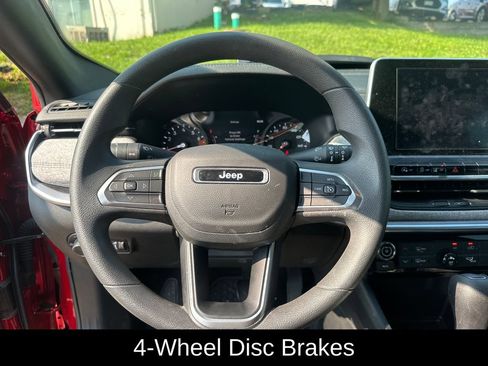 Used 2025 Jeep Compass Sport AWD/4WD image 10