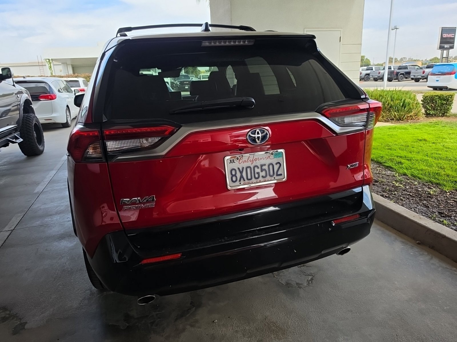 Used 2021 Toyota RAV4 XSE w/ Weather Package AWD/4WD image 5