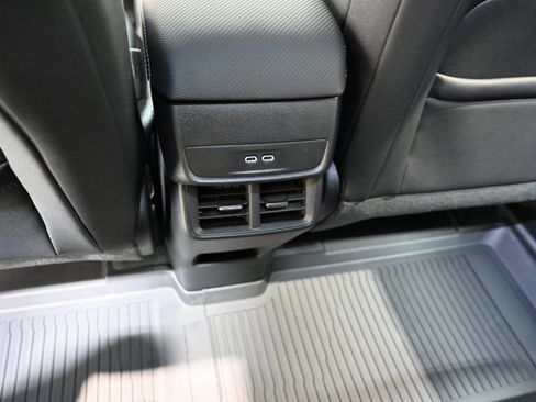 New 2026 Chevrolet Equinox LT w/ Convenience Package II image 23