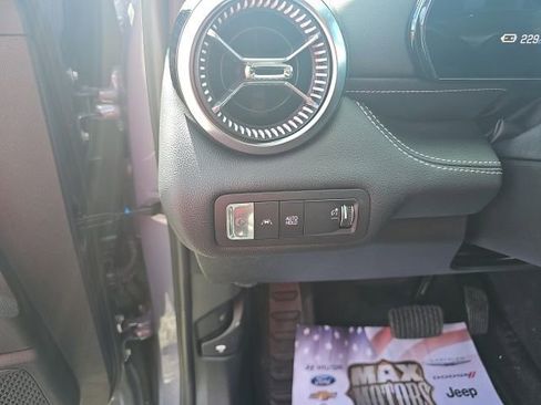 New 2025 Chevrolet Blazer EV LT image 21