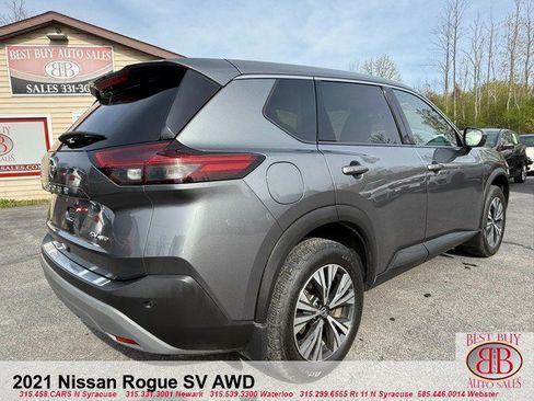 Used 2021 Nissan Rogue SV AWD/4WD image 3
