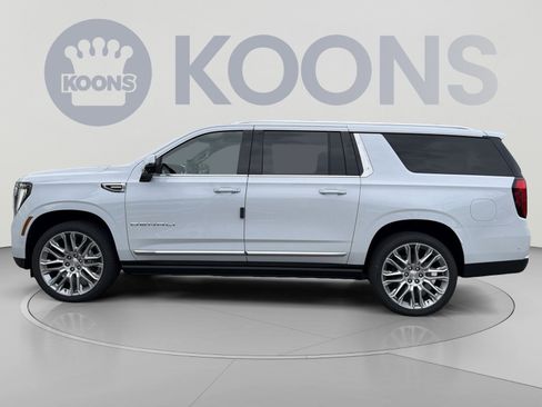 New 2026 GMC Yukon XL Denali w/ Denali Reserve Package AWD/4WD image 2