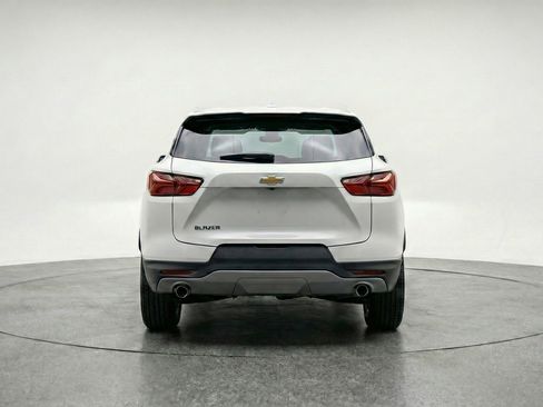 Used 2025 Chevrolet Blazer LT FWD image 7