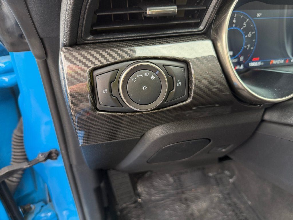 Used 2022 Ford Mustang Shelby GT500 w/ Carbon Fiber Track Pack RWD image 20