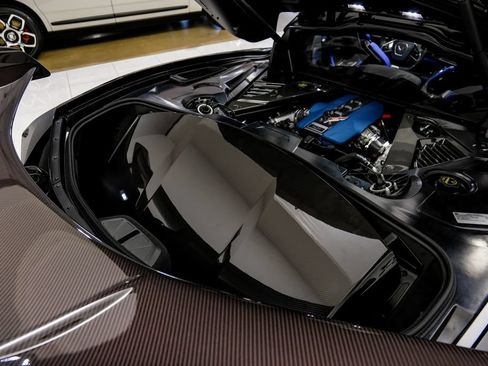 Used 2026 Chevrolet Corvette ZR1 w/ ZR1 Carbon Fiber Aero Package RWD image 70