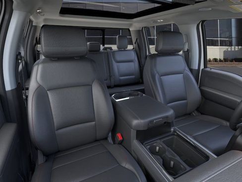 New 2026 Ford F250 Lariat w/ Black Appearance Package image 10